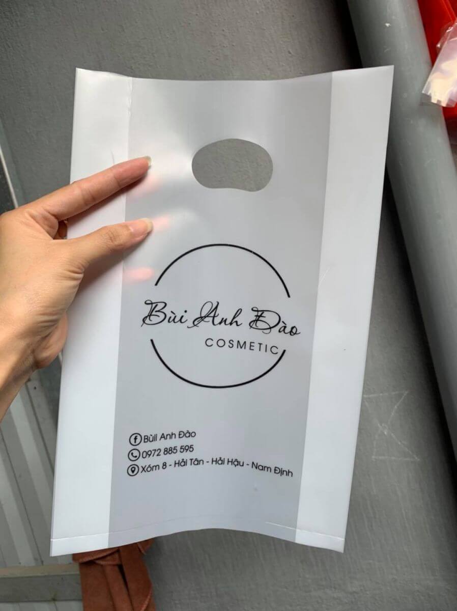 Nhựa PE là gì và những ứng dụng thực tế trong đời sống bạn cần biết 4 Đánh giá ưu nhược điểm của vật liệu nhựa PE