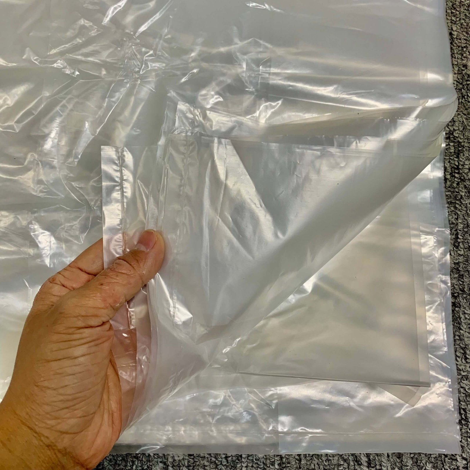 Túi PE Trong Suốt Cao Cấp - Giá Tốt, In Ấn Sắc Nét 4 Bản Chất Của Nhựa PE (Polyethylene)