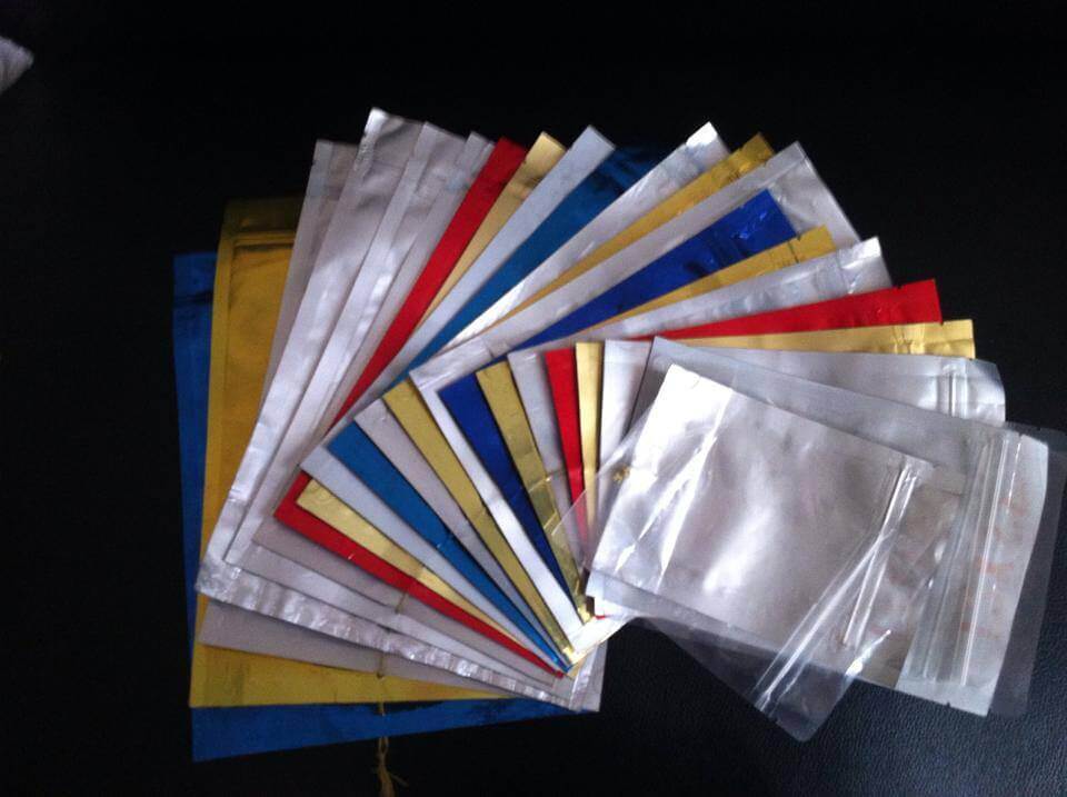 Túi Zipper Màu Cao Cấp - In Ấn Sắc Nét, Giải Pháp Đóng Gói 6 Quy cách thông số và bảng giá tham khảo