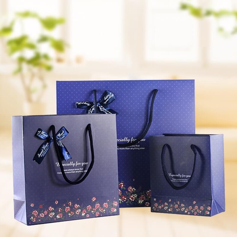Túi giấy mỹ thuật giúp nâng tầm phong cách và đẳng cấp cho thương hiệu của bạn 4 Túi giấy mỹ thuật