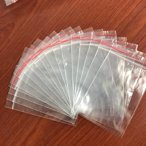 Túi Zip Chỉ Đỏ Cao Cấp, Đủ Size, In Ấn Sắc Nét, Giá Xưởng 8 Túi zip chỉ đỏ có nhiều kích thước