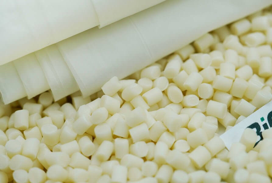 Nhựa PBAT là gì và ưu nhược điểm nổi bật bạn cần biết 1 Nhựa PBAT là gì?