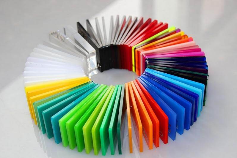 Nhựa Mica là gì và những đặc điểm phân loại nổi bật nhất 1 Bản chất và cấu tạo của nhựa Mica