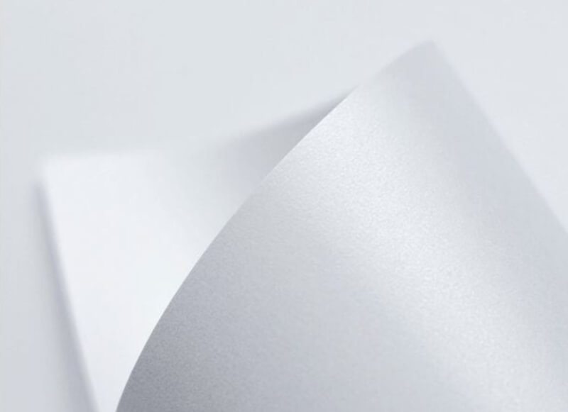 Giấy crystal là gì và những ứng dụng nổi bật bạn cần biết 2 Tìm hiểu về bản chất của giấy crystal