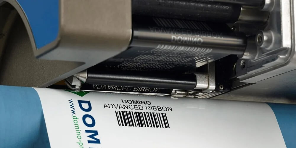 TTO printing là gì và những ưu điểm trong công nghiệp đóng gói 2 Khả năng thích nghi của công nghệ TTO với các loại vật liệu