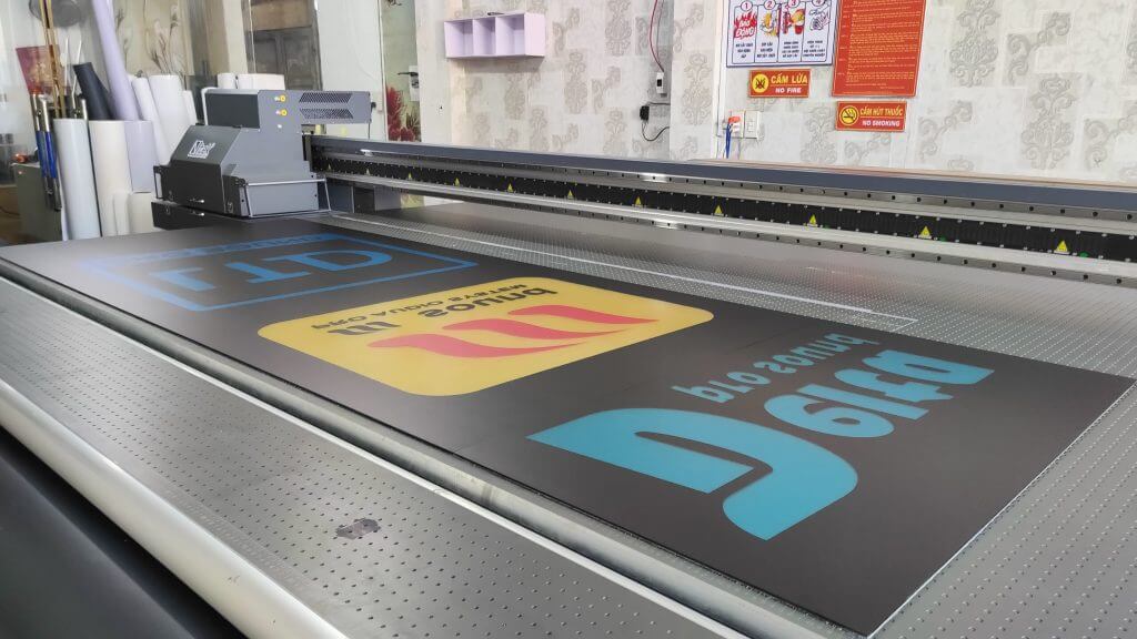 In 6 màu là gì và những ứng dụng thực tế đầy ấn tượng 4 Lựa chọn giải pháp in UV phù hợp với nhu cầu